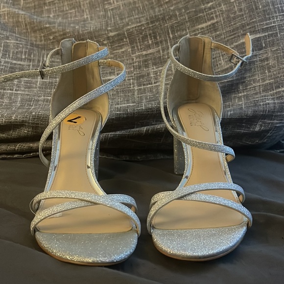 Never been used, since they didn’t fit me! - Picture 4 of 4